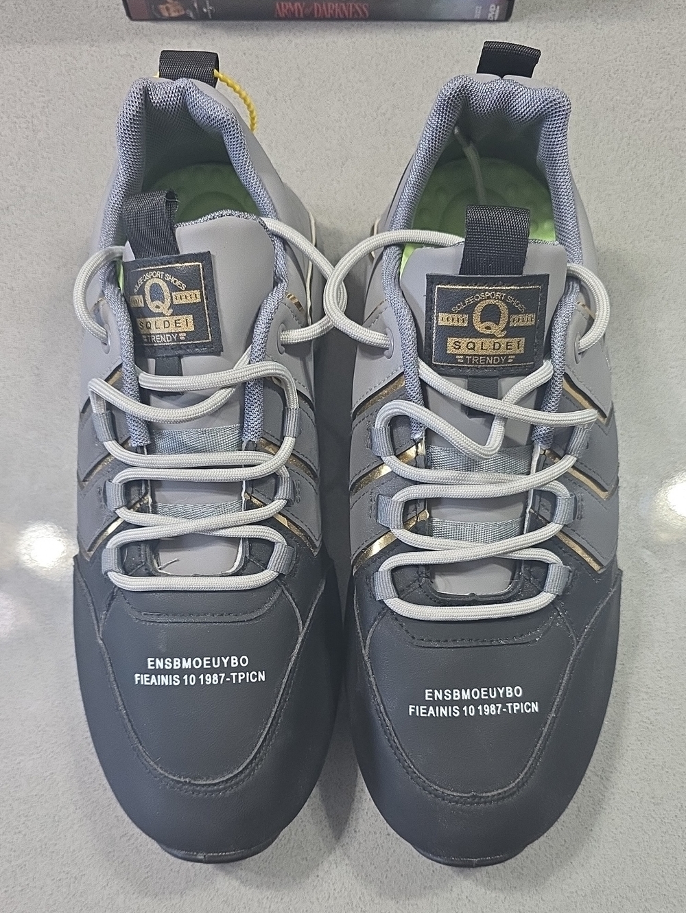 Trendy Men's Gray Athletic Sneakers